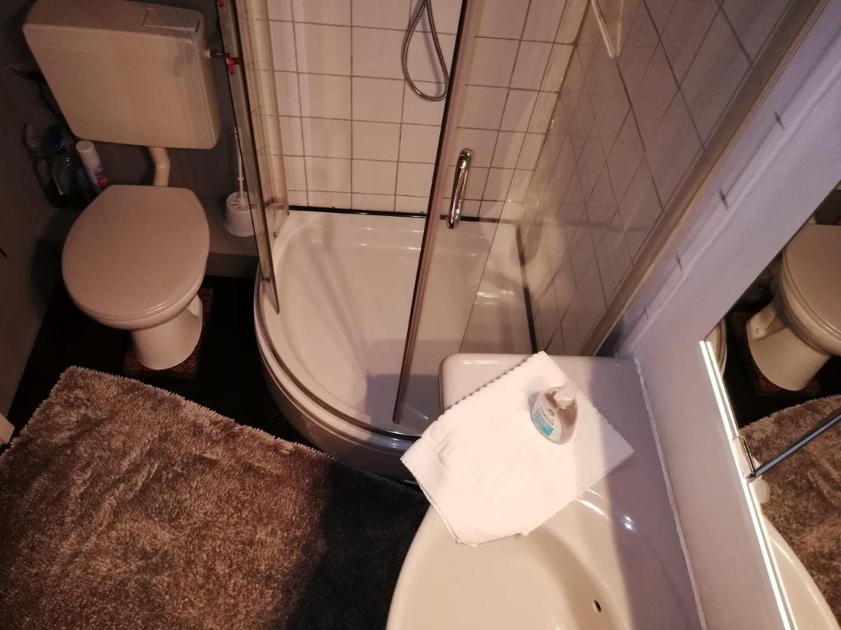 Ferienwohnung Holl 沃尔姆斯 外观 照片